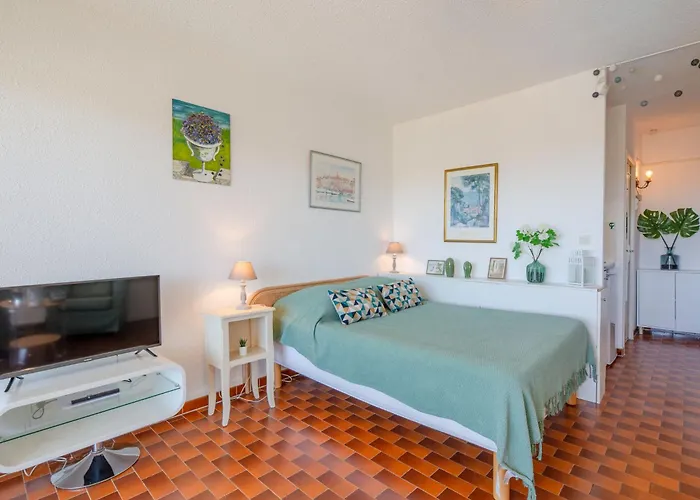 Les Coteaux Du Preconil-6 By Interhome * サント・マキシム