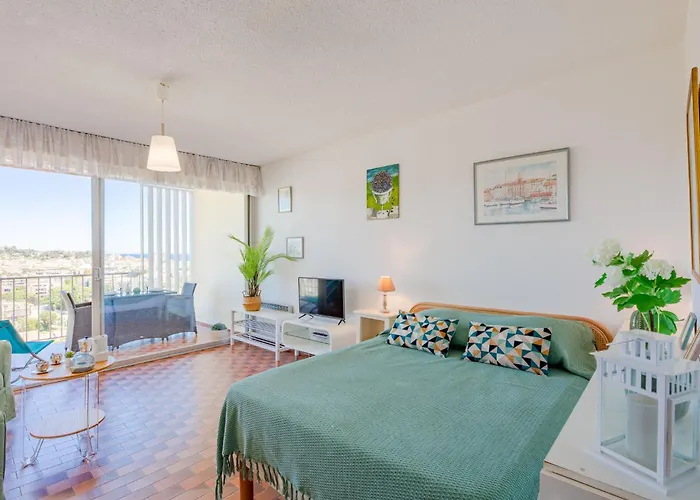 Les Coteaux Du Preconil-6 By Interhome アパート