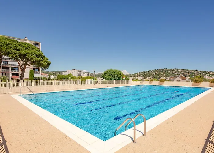 Les Coteaux Du Preconil-6 By Interhome サント・マキシム